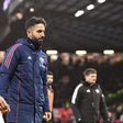 Ruben Amorim com Lautaro Martínez após nova derrota do Man. United