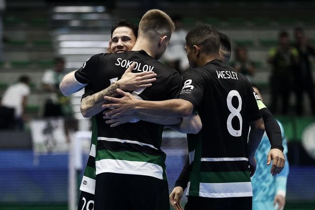 Leão sério ultrapassa Caxinas e está na fase seguinte da Taça