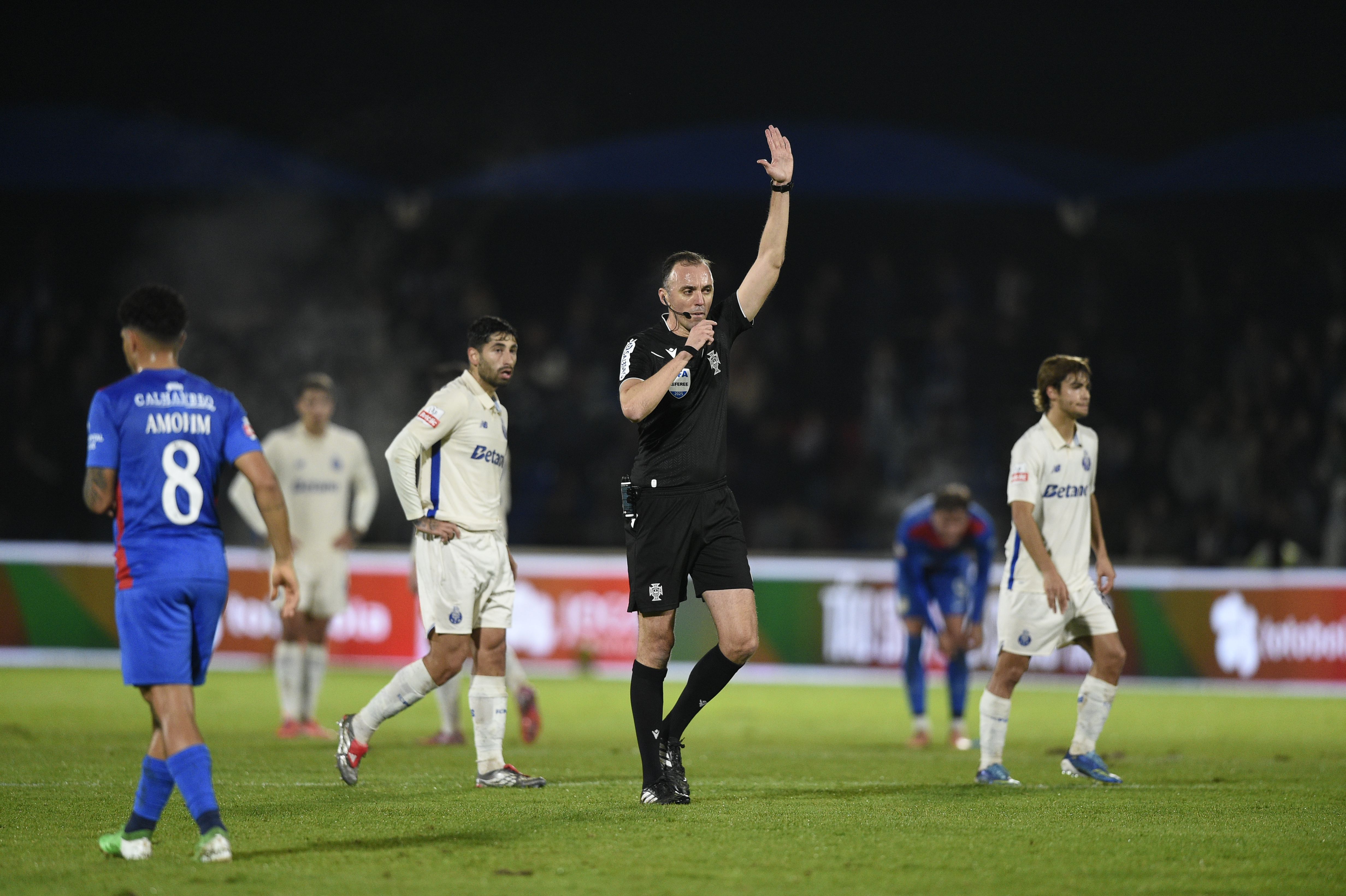 Árbitro João Pinheiro - Foto: Sérgio Miguel Santos