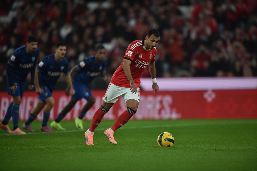 O retrato do 50.º golo de Pavlidis de águia ao peito - Foto: Miguel Nunes