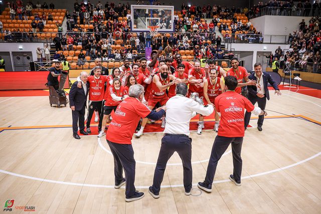 Benfica: 16.ª Supertaça com Justice