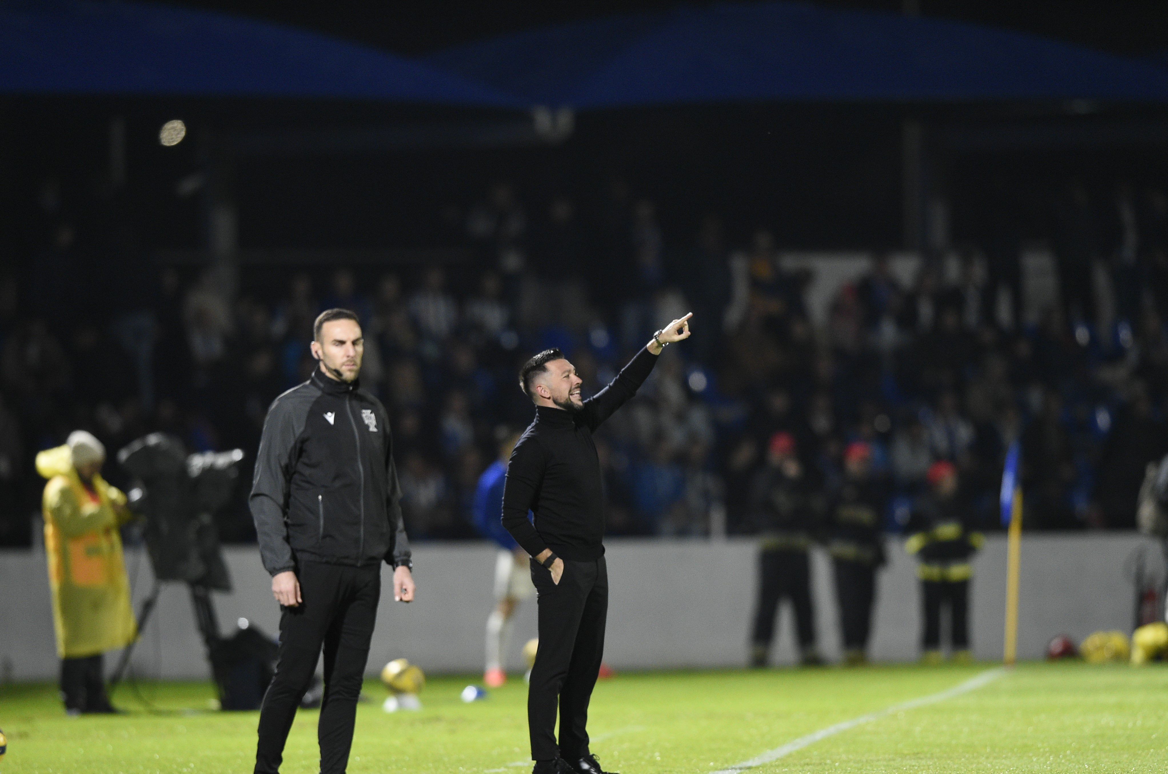 Francesco Farioli, treinador do FC Porto - Foto: Sérgio Miguel Santos