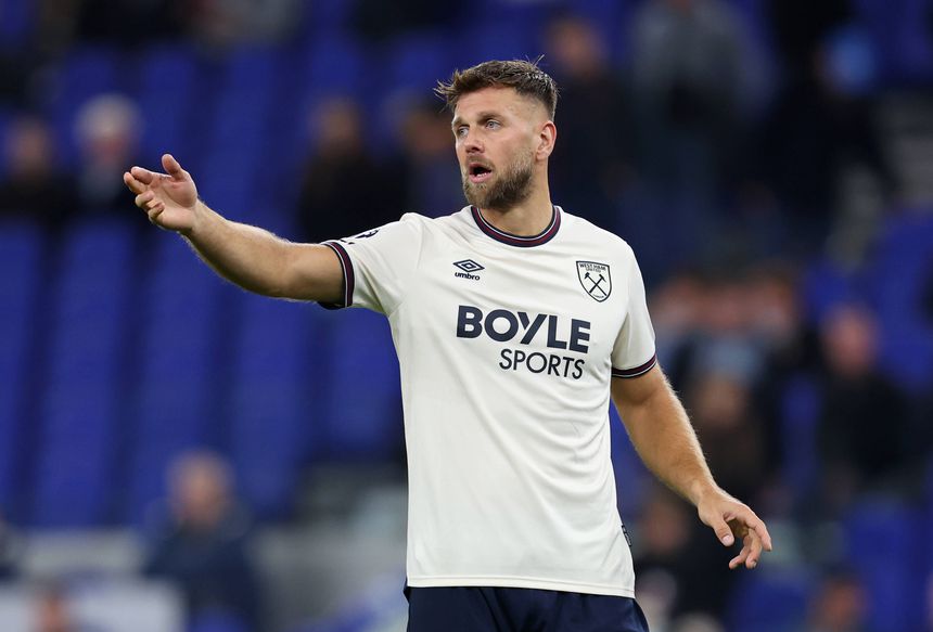 Fullkrug prepara-se para rumar a Itália