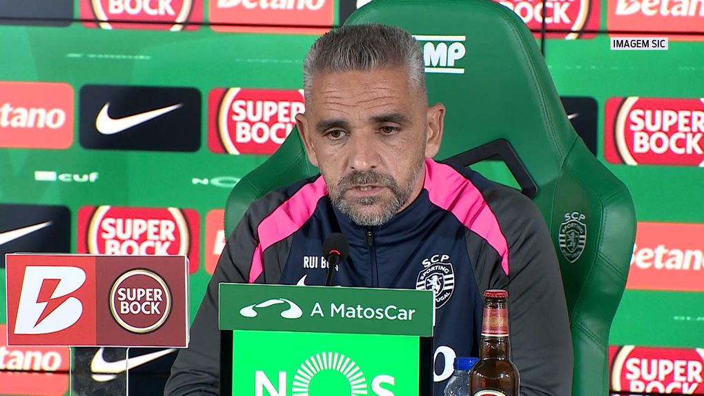Rui Borges em conferência de imprensa - Foto: A BOLA
