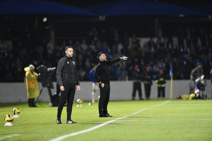 Francesco Farioli, treinador do FC Porto - Foto: Sérgio Miguel Santos