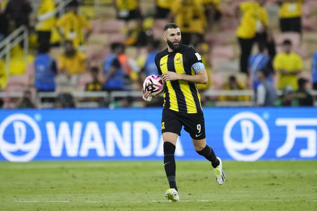 Mercado: Benzema pede para sair do Al-Ittihad