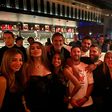 Noite animada: Sofia Vergara partilha fotografia com Messi, Suárez, Alba e Busquets