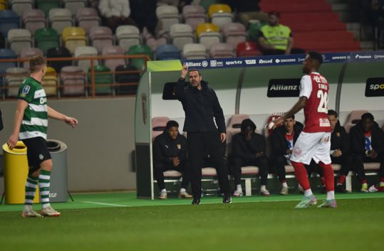 «Chegámos de forma justa à final»: tudo o que disse Artur Jorge após a vitória sobre o Sporting