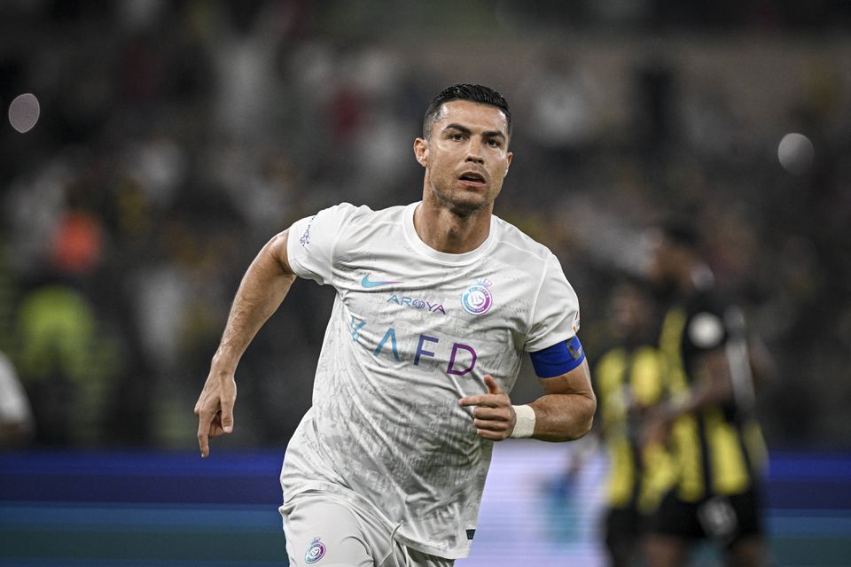 Ronaldo lesiona-se e autoridades adiam jogos na digressão na China