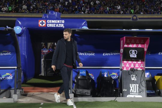 Próximo treinador do FC Porto teve 'guerra' com ex-Benfica: «Como pessoa é uma desilusão»