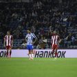 VÍDEO: Nehuén Pérez mal no lance e Olympiakos na frente no Dragão
