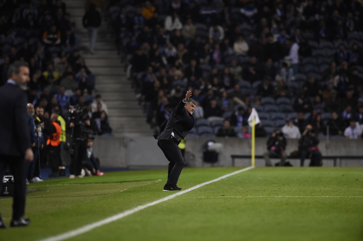 FC Porto-Olympiakos, 0-1 Treinador do Olympiakos reage ao triunfo frente ao FC Porto