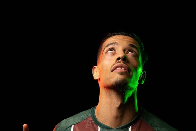 Oficial: Amine no Estrela da Amadora por época e meia