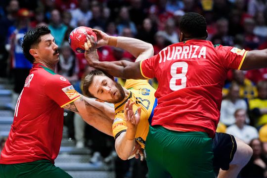 Iturriza tem lugar no topo da Capela Sistina? A IHF defende que sim