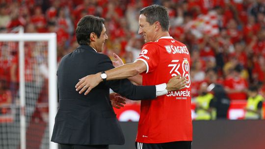 Schmidt: «Rui Costa disse-me que queria o Benfica a jogar como o PSV»