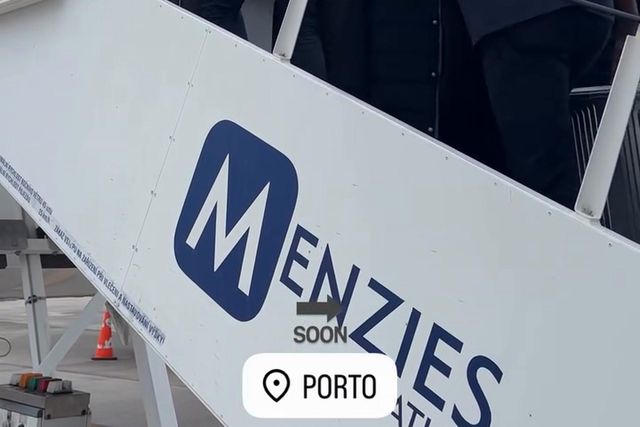 Soam os alarmes: Froholdt a mancar na subida para o avião