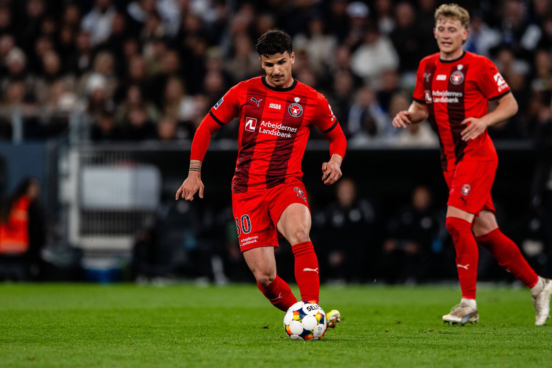 Midtjylland está entre as equipas que ainda podem garantir a qualificação direta para os oitavos da Liga Europa e que, caso falhem o acesso direto, têm presença garantida no play-off da fase a eliminar - Foto: IMAGO