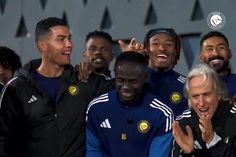 Festa entre Mané, Ronaldo e Jorge Jesus (Foto: Al Nassr)