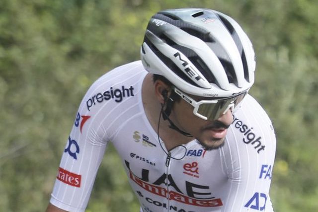 António Morgado e Rui Oliveira eleitos pela UAE Emirates para abertura das clássicas de 'pavé'