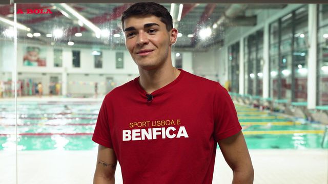 «Devia entrar para o lugar do Arthur Cabral»