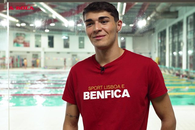 «Devia entrar para o lugar do Arthur Cabral»