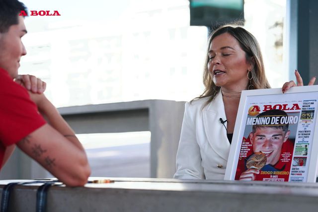 «Menino de Ouro», a primeira capa que o Campeão do Mundo viu