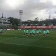 Quase todas as jogadoras convocadas no treino em simultâneo