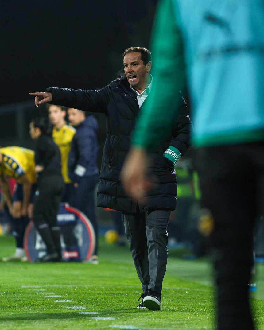 Petit procura estancar a debilidade defensiva apresentada pela equipa do Rio Ave