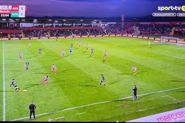 Polémica no lance do 2-0 de Gyokeres na Vila das Aves: veja a imagem