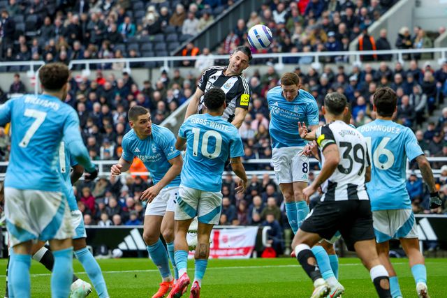 NES perde jogo com sete golos em Newcastle (resumo)