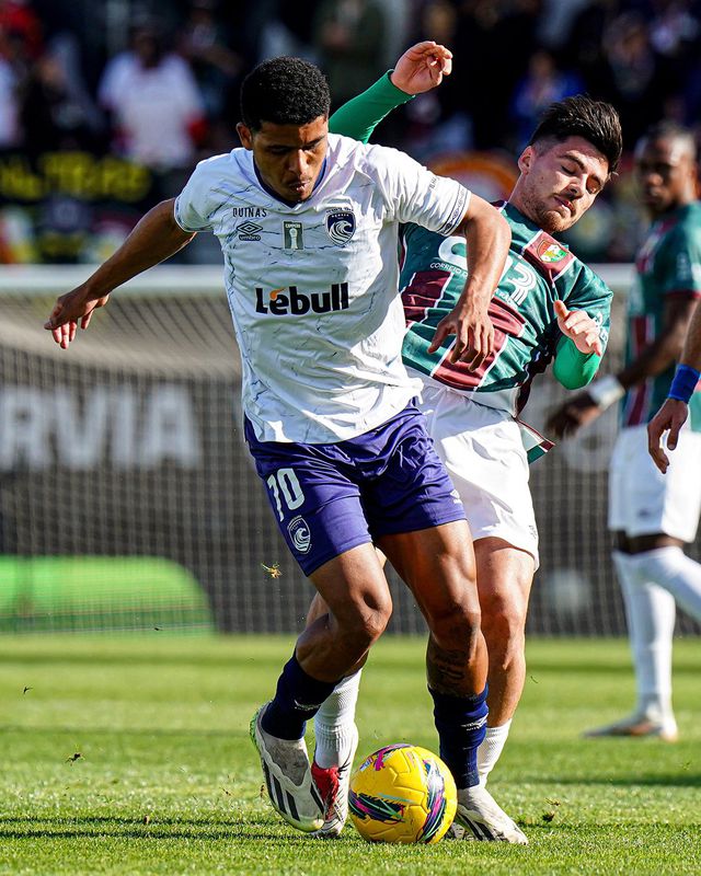 E. Amadora-Santa Clara, 0-1 Um enorme zero a castigar apagão da segunda parte