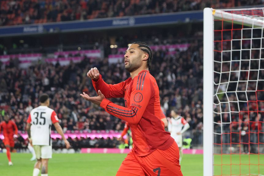 Gnabry a fazer a sua celebração após mais um golo pelo Bayern