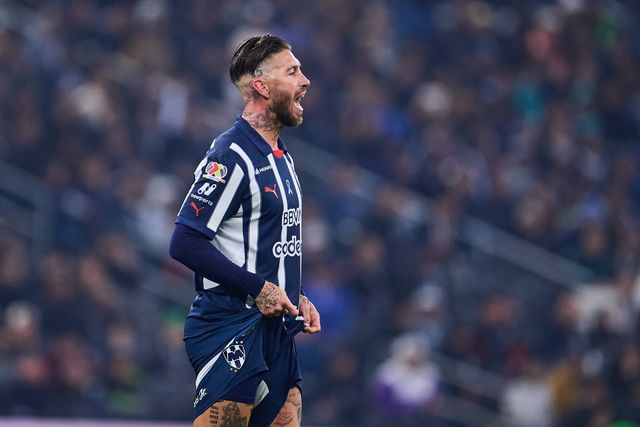 Sergio Ramos pondera sair do México para regressar à Europa e à seleção espanhola
