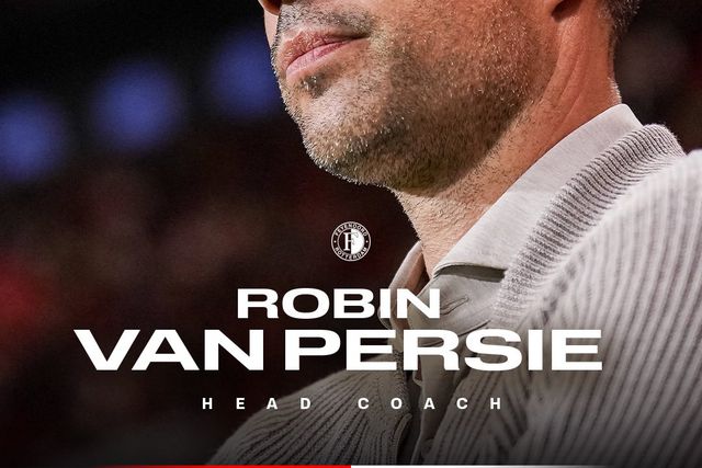 Mercado Oficial: Van Persie não ‘resiste’ e volta ao Feyenoord 