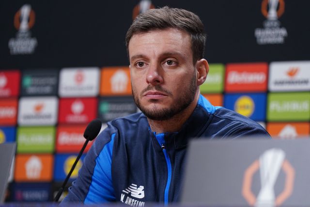 Martín Anselmi, treinador do FC Porto, faz o lançamento do jogo com o Aves SAD (FOTO: FC PORTO)