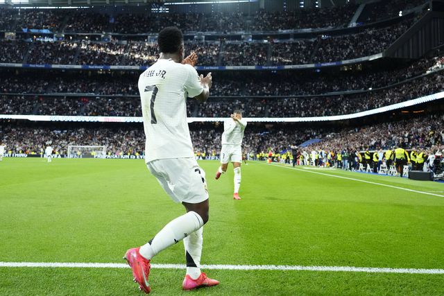 Vinícius Júnior a festejar golo