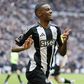 Isak a celebrar mais um golo pelo Newcastle