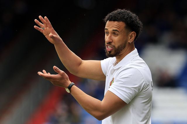 Sam Cox, ator na série 'Ted Lasso', era treinador do  Wealdstone, equipa da National League