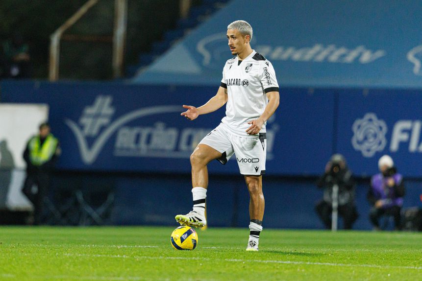 Rodrigo Abascal leva 27 jogos na temporada em curso