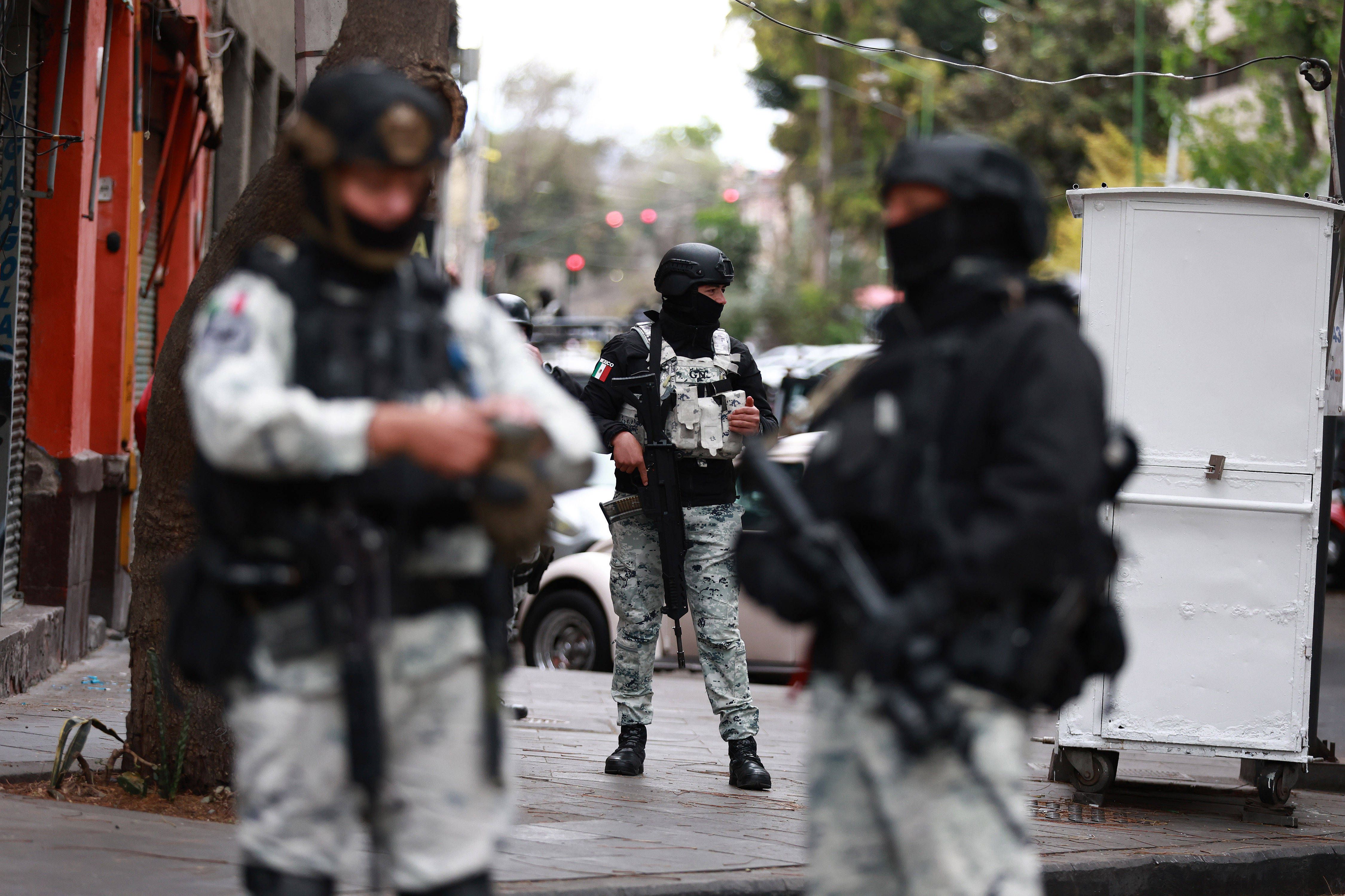 Violência e destruição por todo o México após morte de El Mencho, líder do Cartel de Jalisco - Foto: EPA