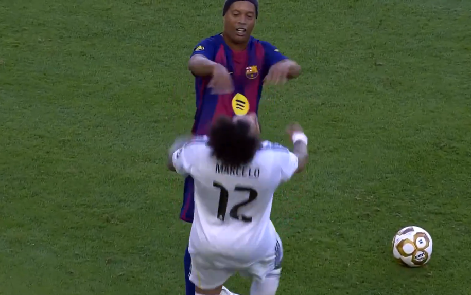 Momento entre Ronaldinho e Marcelo proporcionou gargalhadas em Los Angeles