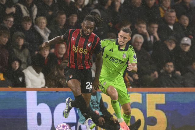 Bournemouth, e Fulham são patrocinados por casas de apostas ilegais no Reino Unido