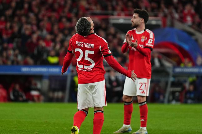 «Se Prestianni estivesse disponível tenho dúvidas de que fosse titular»