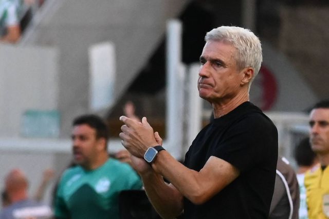 Luís Castro, treinador português do Grêmio