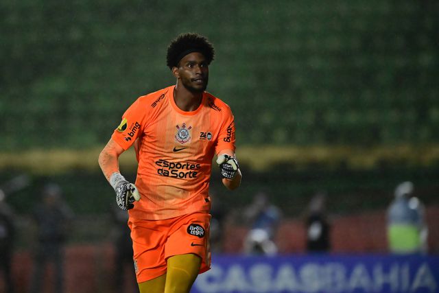 Guarda-redes do Corinthians alvo de insultos racistas