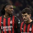 Rafael Leão e Christian Pulisic procuram entendimento no Milan (IMAGO)