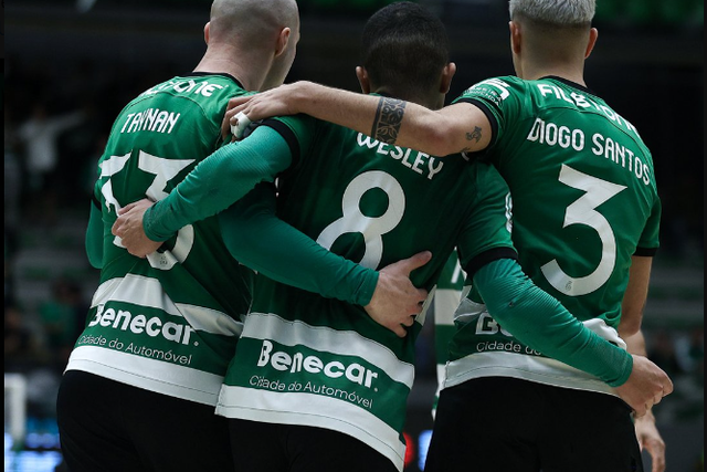 Sporting goleia em Torres Vedras