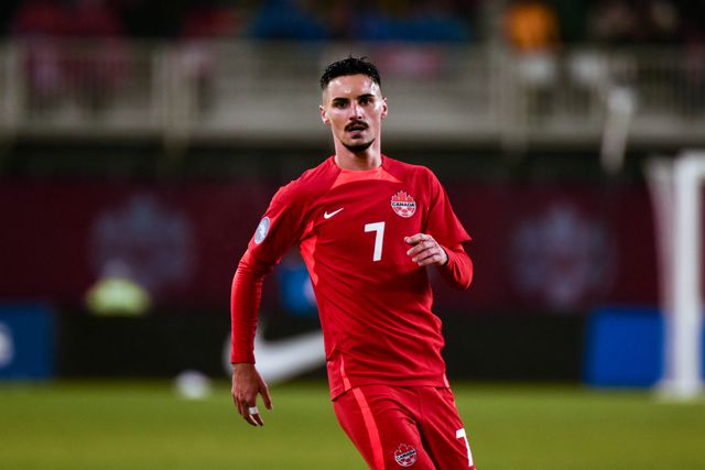 FC Porto: Eustáquio promovido a capitão do Canadá