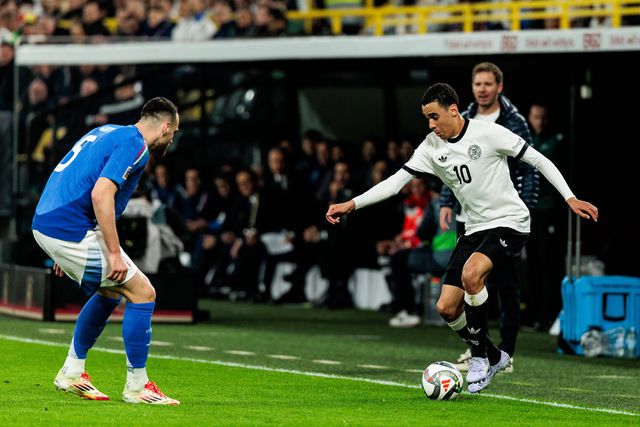 Inacreditável! Itália a 'dormir' deixou baliza aberta para Musiala faturar (vídeo)