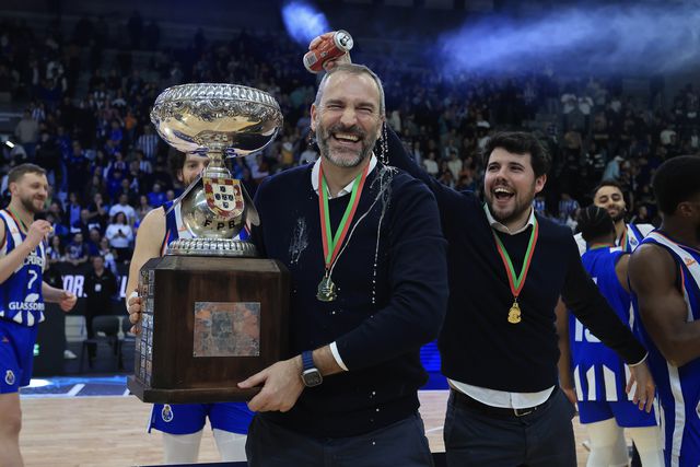 Fernando Sá satisfeito com a conquista portista (Foto: MANUEL FERNANDO ARAÚJO/LUSA)